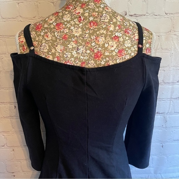 Bold Elements Bodycon Dress - Picture 5 of 7